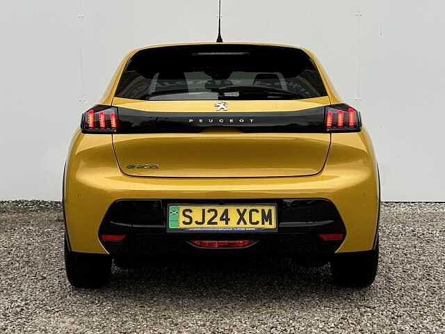 Peugeot E-208 100kW Allure Premium + 50kWh 5dr Auto Yellow
