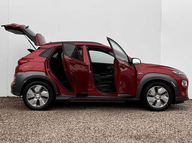 Hyundai KONA 150kW Premium 64kWh 5dr Auto