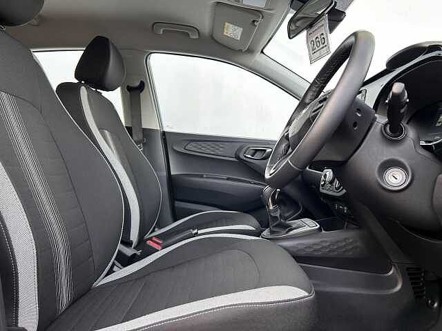 Hyundai i10 1.0 [63] Advance 5dr Auto [Nav]