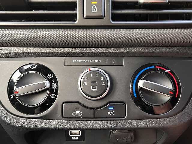 Hyundai i10 1.0 MPi SE Connect 5dr