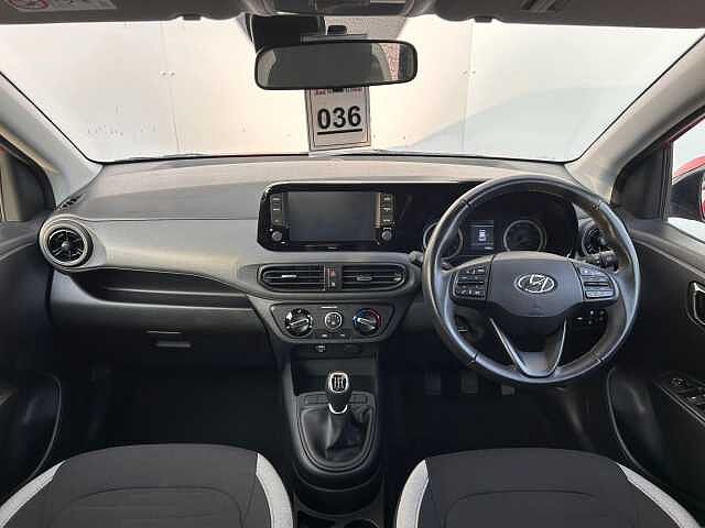 Hyundai i10 1.0 MPi SE Connect 5dr
