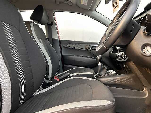 Hyundai i10 1.0 MPi SE Connect 5dr