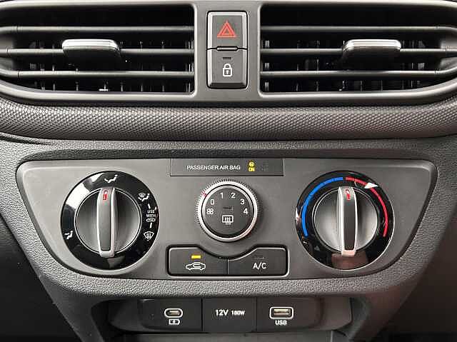 Hyundai i10 1.2 Advance 5dr Auto