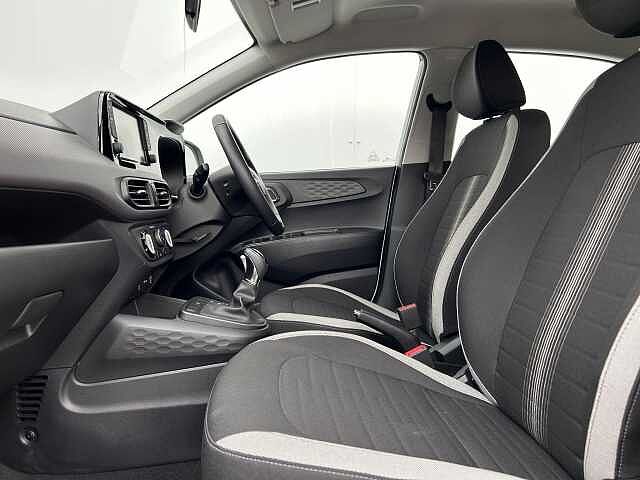 Hyundai i10 1.2 Advance 5dr Auto