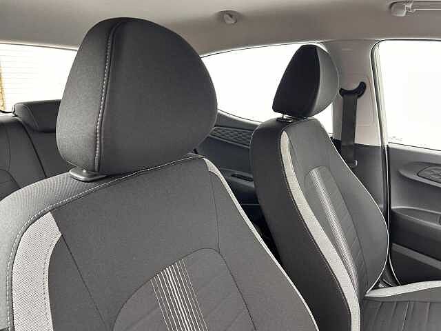 Hyundai i10 1.0 [63] Advance 5dr Auto [Nav]